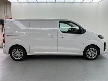 SPOTICAR Peugeot Expert Eexpert 3 Eexpert Furgon 100kw Bateria 75kwh Std - Ocasion - Comercial Eléctrico Blanco - Sevilla - 1202111910_4