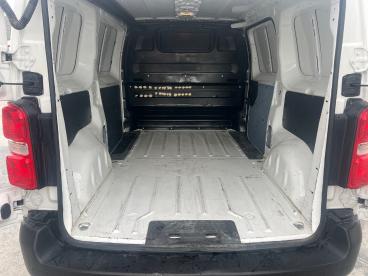 SPOTICAR Peugeot Expert Furgon  Bluehdi 70kw (95)standard Premium Ocasion - Comercial Diésel Blanco - Burlada - 1202112902_5