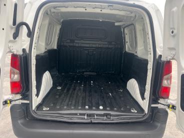SPOTICAR Peugeot Partner Standard 1000kg Bluehdi 73kw Grip Ocasion - Comercial Diésel Blanco - Burlada - 1202113141_5