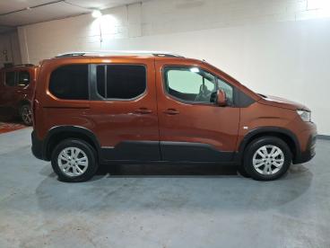 SPOTICAR Peugeot Rifter Standard Bluehdi 73kw Allure Pack Ocasion - Familiar Diésel Marrón - Barcelona - 1202110970_4