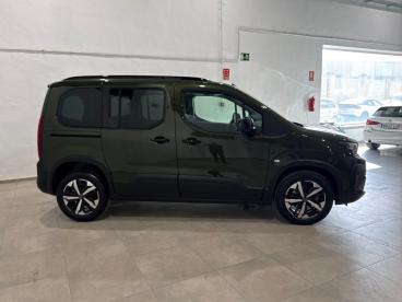 SPOTICAR Peugeot Rifter Bluehdi 130 Eat8 Standard Gt Ocasion - Familiar Diésel Verde - Granada - 1202113343_4