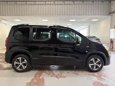 SPOTICAR Peugeot Rifter Standard Puretech 81kw Allure Ocasion - Familiar Gasolina Negro - Huércal De Almería - 1202124729_4