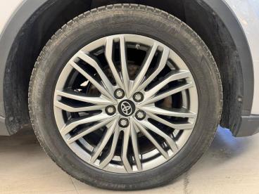 SPOTICAR Toyota C-hr 1.8 125h Active Ocasion - Suv Híbrido Gris - Huelva - 1202138747_5