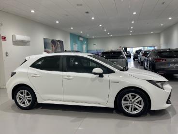 SPOTICAR Toyota Corolla 1.8 125h  E-cvt Active Tech Ocasion - Compacto Híbrido Blanco - Almería - 1202114377_4
