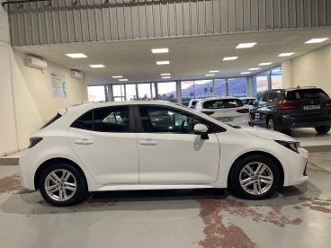 SPOTICAR Toyota Corolla 1.8 125h  E-cvt Active Tech Ocasion - Compacto Híbrido Blanco - Almería - 1202115725_4