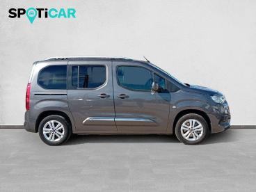 SPOTICAR Toyota Proace 1.2 96kw (130cv)  Auto L1 Family Active Ocasion - Familiar Gasolina Gris - Sant Fruitós De Bages - 1202113947_4