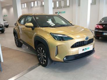 SPOTICAR Toyota Yaris 1.5 120h Active Tech Ocasion - Urbano Híbrido Amarillo - Granada - 1202116397_3