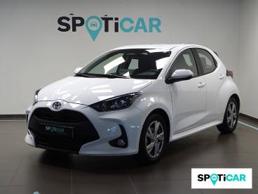 SPOTICAR Toyota Yaris 1.5 120h Active Plus Ocasion - Urbano Híbrido Blanco - Barakaldo - 1202123757_1