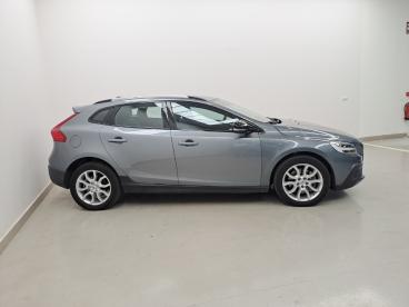 SPOTICAR Volvo V40 2.0 T3  Auto R-design Momentum Ocasion - Familiar Gasolina Gris - Huelva - 1202112783_4
