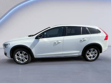 SPOTICAR Volvo V60 1 2.0 D3  Auto Cross Country Ocasion - Familiar Diésel Blanco - San Cristóbal De La Laguna - 1202134138_2