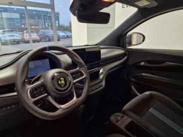 SPOTICAR Abarth 595 500 E 155ch Pack Occasion - Citadine Electrique Rouge Adrénaline - Evreux - 1203655581_4