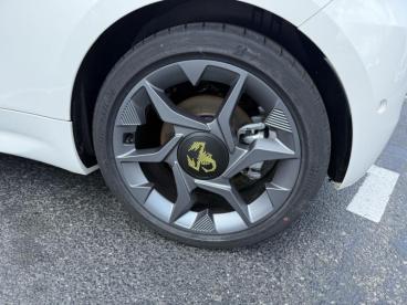 SPOTICAR Abarth 595 500 C E 155ch Pack Occasion - Citadine Electrique Blanc Antidote - Chambourcy - 1203629773_4