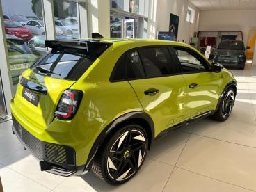 SPOTICAR Abarth 600e 600 E 280ch 54kwh Pack Scorpionissima Occasion - Suv-4x4 Electrique Vert Acide - Chambourcy - 1203661989_3
