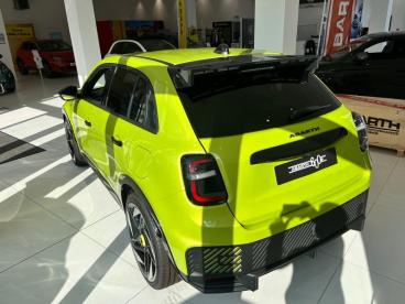SPOTICAR Abarth 600e 600 E 280ch 54kwh Pack Scorpionissima Occasion - Suv-4x4 Electrique Vert Acide - Chambourcy - 1203661989_4