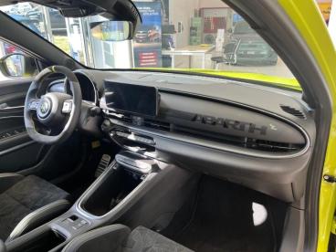 SPOTICAR Abarth 600e 600 E 280ch 54kwh Pack Scorpionissima Occasion - Suv-4x4 Electrique Vert Acide - Chambourcy - 1203661989_5