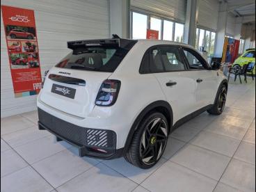 SPOTICAR Abarth 600e 600 E 240ch 54kwh Turismo Occasion - Suv-4x4 Electrique Blanc - Aubiere - 1203709231_4