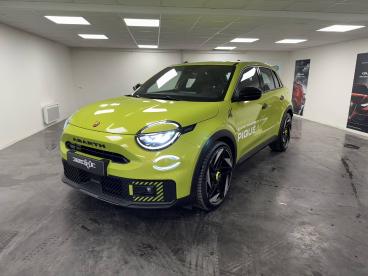 SPOTICAR Abarth 600e 600 E 240 Ch Turismo Occasion - Berline Electrique  - Mareuil Les Meaux - 1203461505_1