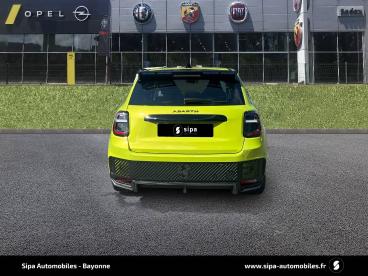 SPOTICAR Abarth 600e 600 E 240 Ch Turismo Occasion - Berline Electrique Vert - Bayonne - 1203690903_4