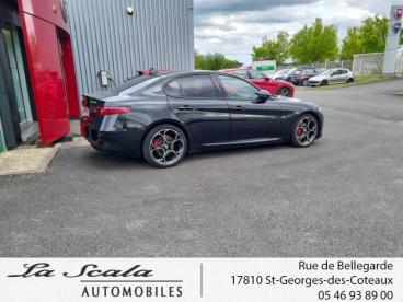 ALFA ROMEO CERTIFIED Alfa Romeo Giulia 2.2 Jtd 190ch Sprint At8 My22 occasion certifiée - Berline Diesel Noir Vulcano Métallisée - Saint-georges-des-coteaux - 3500613_3