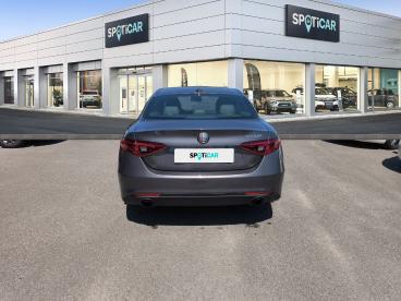 ALFA ROMEO CERTIFIED Alfa Romeo Giulia 2.2 Jtd 190ch Ti At8 My22 occasion certifiée - Berline Diesel Gris Vesuvio Métallisée - Laval - 3598615_5