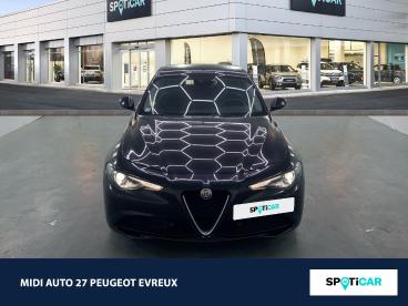 SPOTICAR Alfa Romeo Giulia 2.2 Jtd 180ch Lusso At8 Occasion - Berline Diesel Noir Vulcano Métallisée - Normanville - 1203730983_2
