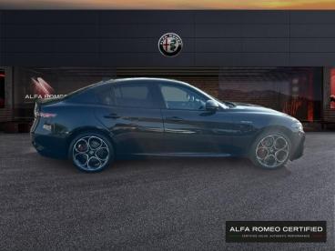ALFA ROMEO CERTIFIED Alfa Romeo Giulia 2.2 Diesel 210ch Veloce Q4 At8 occasion certifiée - Berline Diesel Noir Vulcano Métallisée - Beziers - 3750678_4