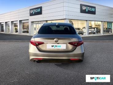 ALFA ROMEO CERTIFIED Alfa Romeo Giulia 2.2 Jtd 136ch Edizione At8 My19 occasion certifiée - Berline Diesel Gris Stromboli - Champniers - 3823642_5