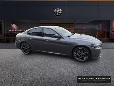 ALFA ROMEO CERTIFIED Alfa Romeo Giulia 2.2 Diesel 160ch Veloce At8 occasion certifiée - Berline Diesel Gris Vesuvio Métallisée - Laval - 3902366_4