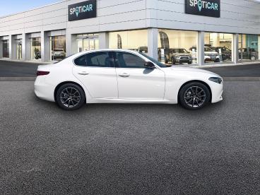 SPOTICAR Alfa Romeo Giulia 2.2 Jtd 160ch Super At8 My19 Occasion - Berline Diesel Blanc Alfa Pastel - Quimper - 1203989750_2