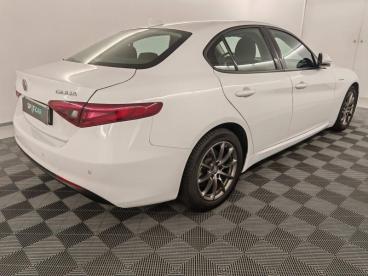 ALFA ROMEO CERTIFIED Alfa Romeo Giulia 2.2 Jtd 160ch Super At8 My22 occasion certifiée - Berline Diesel Blanc Alfa Pastel - Aubiere - 4011855_4