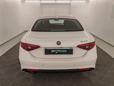ALFA ROMEO CERTIFIED Alfa Romeo Giulia 2.2 Jtd 160ch Super At8 My22 occasion certifiée - Berline Diesel Blanc Alfa Pastel - Aubiere - 4011855_5