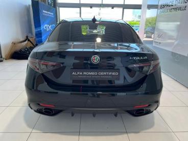 ALFA ROMEO CERTIFIED Alfa Romeo Giulia 2.2 Diesel 160ch Veloce At8 occasion certifiée - Berline Diesel Noir Vulcano Métallisée - Evreux - 4076196_5