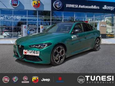 ALFA ROMEO CERTIFIED Alfa Romeo Giulia 2.2 Diesel 160ch Veloce At8 occasion certifiée - Berline Diesel Vert Montreal Traitement Spécial - Bourgoin-jallieu - 4084335_1