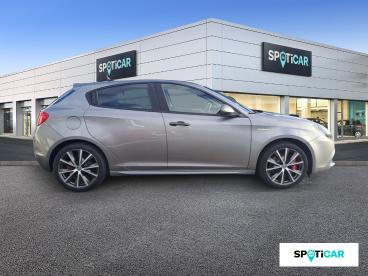 ALFA ROMEO CERTIFIED Alfa Romeo Giulietta 1.6 Jtdm 120ch Sport Edition/camera/kit Distrib. 1 occasion certifiée - Berline Diesel Gris Stromboli - Chambray Les Tours - 3926818_4