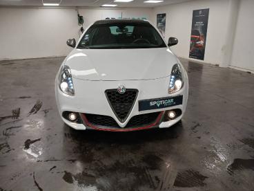 SPOTICAR Alfa Romeo Giulietta Serie 2 1.4 Tb Multiair 150 Ch S&s Imola Occasion - Berline Essence Blanc - Mareuil Les Meaux - 1204130803_2