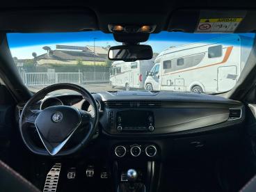 SPOTICAR Alfa Romeo Giulietta 1.4 Tb Multiair 150ch Super Stop&start Occasion - Berline Essence Blanc Alfa - Cessy - 1204192234_2