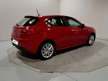 SPOTICAR Alfa Romeo Giulietta Serie 2 1.6 Jtdm 120 Ch S&s Tct Lusso Occasion - Berline Diesel Rouge - Villeneuve d'ascq - 1204216459_5