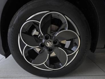 ALFA ROMEO CERTIFIED Alfa Romeo Junior Elettrica 156ch Speciale occasion certifiée - Suv Electrique Bleu Navigli Métallisée - Evreux - 3408242_4