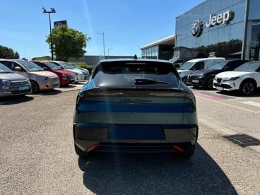 ALFA ROMEO CERTIFIED Alfa Romeo Junior Elettrica 156ch Premium occasion certifiée - Suv Electrique Bleu Navigli Métallisée/toit Noir - Nimes Cedex 9 - 3550733_5