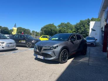 ALFA ROMEO CERTIFIED Alfa Romeo Junior Elettrica 156ch Speciale occasion certifiée - Suv Electrique Gris Arese Métallisée/toit Noir - Salon De Provence Cedex - 3552264_5