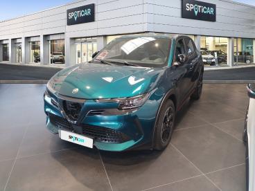 ALFA ROMEO CERTIFIED Alfa Romeo Junior Elettrica 156ch Speciale occasion certifiée - Suv Electrique Bleu Navigli Métallisée/toit Noir - Saint-nazaire Cedex - 3605266_1