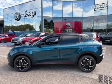 ALFA ROMEO CERTIFIED Alfa Romeo Junior 1.2 Ibrida 145ch Speciale E-dct6 occasion certifiée - Suv Hybride Bleu Navigli Métallisée/toit Noir - Nimes Cedex 9 - 3635985_2