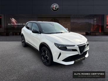 ALFA ROMEO CERTIFIED Alfa Romeo Junior 1.2 Ibrida 136ch Premium Dct6 Q4 occasion certifiée - Suv Hybride Blanc Sempione Pastel/toit Noir - Amilly - 3647706_3