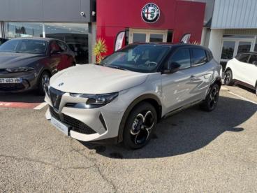 ALFA ROMEO CERTIFIED Alfa Romeo Junior 1.2 Ibrida 136ch Premium Dct6 occasion certifiée - Suv Hybride Gris Arese Métallisée/toit Noir - Arles Cedex - 3665664_1