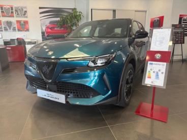 ALFA ROMEO CERTIFIED Alfa Romeo Junior Elettrica 156ch Techno occasion certifiée - Suv Electrique Bleu Navigli Métallisée/toit Noir - Arles Cedex - 3665666_2