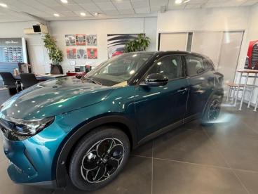 ALFA ROMEO CERTIFIED Alfa Romeo Junior Elettrica 156ch Techno occasion certifiée - Suv Electrique Bleu Navigli Métallisée/toit Noir - Arles Cedex - 3665666_3