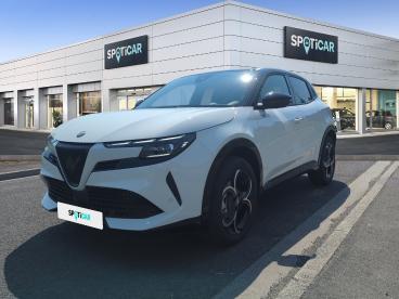 ALFA ROMEO CERTIFIED Alfa Romeo Junior 1.2 Ibrida 136ch Premium Dct6 occasion certifiée - Suv Hybride Blanc Sempione Pastel/toit Noir - Orleans Cedex 02 - 3682030_1