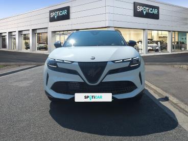 ALFA ROMEO CERTIFIED Alfa Romeo Junior 1.2 Ibrida 136ch Premium Dct6 occasion certifiée - Suv Hybride Blanc Sempione Pastel/toit Noir - Orleans Cedex 02 - 3682030_2