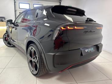 ALFA ROMEO CERTIFIED Alfa Romeo Junior Elettrica 280ch Veloce occasion certifiée - Suv Electrique Noir Tortona Pastel - Vert Saint Denis - 3686422_2
