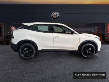 ALFA ROMEO CERTIFIED Alfa Romeo Junior 1.2 Ibrida 145ch E-dct6 occasion certifiée - Suv Hybride Blanc - Beziers - 3705884_4